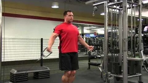 Cable Crossover Low Chest Fly